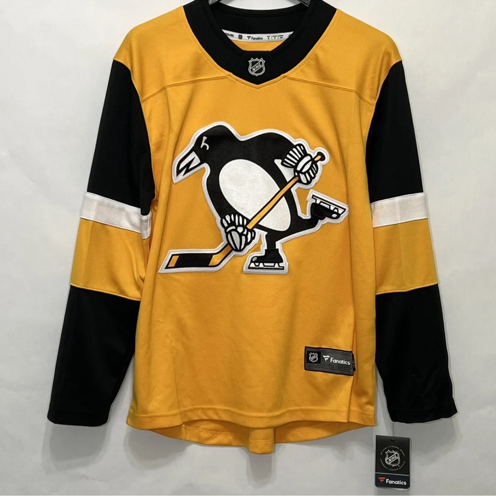Pittsburgh Penguins Alternate Gold Fanatics‎ Breakaway Hockey Jersey